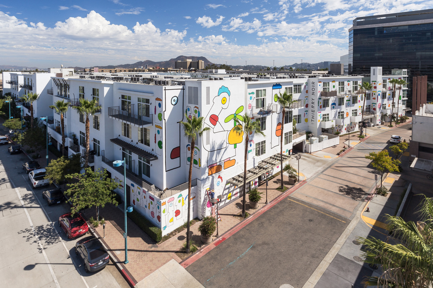 Thierry Noir Los Angeles NOHO Mural-23