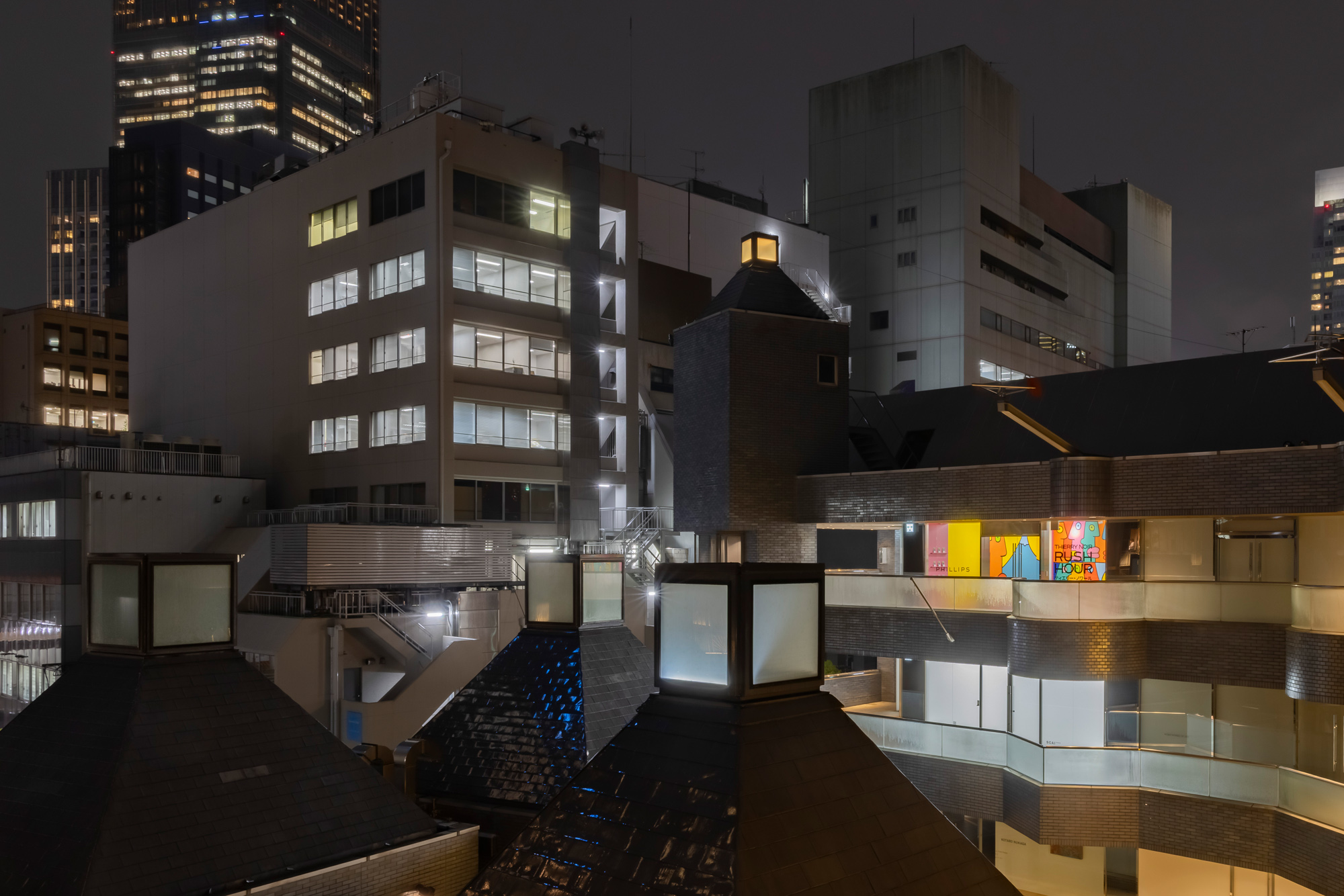 Thierry Noir - Rush Hour, Tokyo, Exterior 36