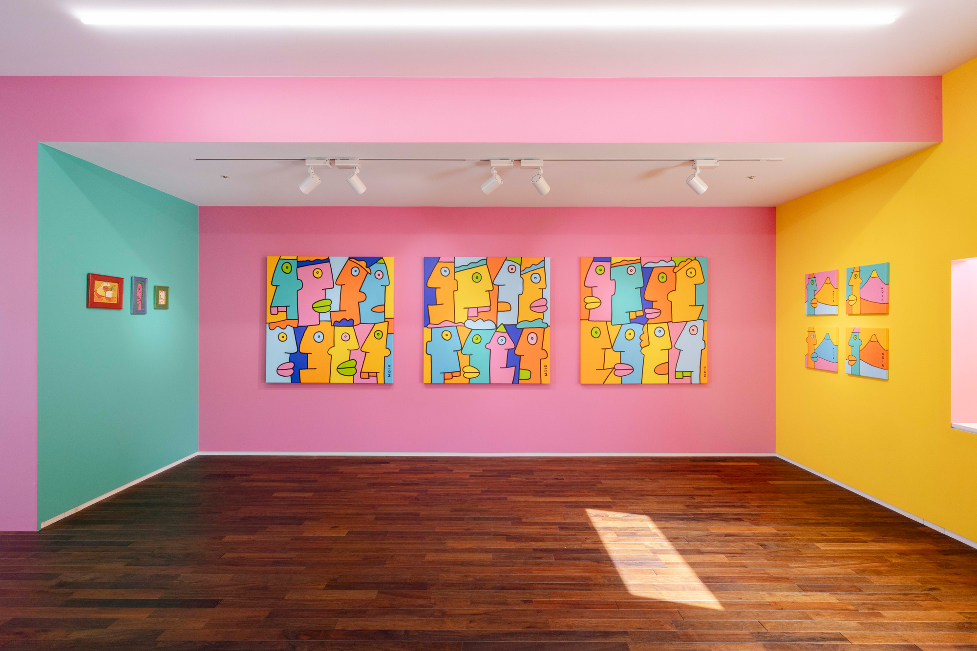 Thierry Noir - Rush Hour, Tokyo, Rear Room 14
